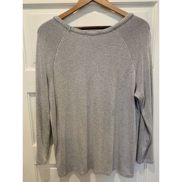 Brandy Melville Gray Blue Speckle Knit Relaxed V-Neck Long Sleeve Sweater OS - Picture 4 of 6